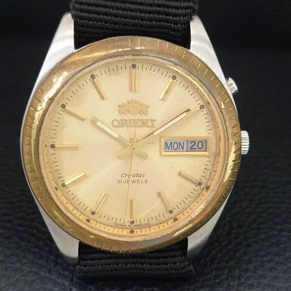 Vintage 1971 Orient Automatic Mens Silver Watch W/daydate & Gold accents